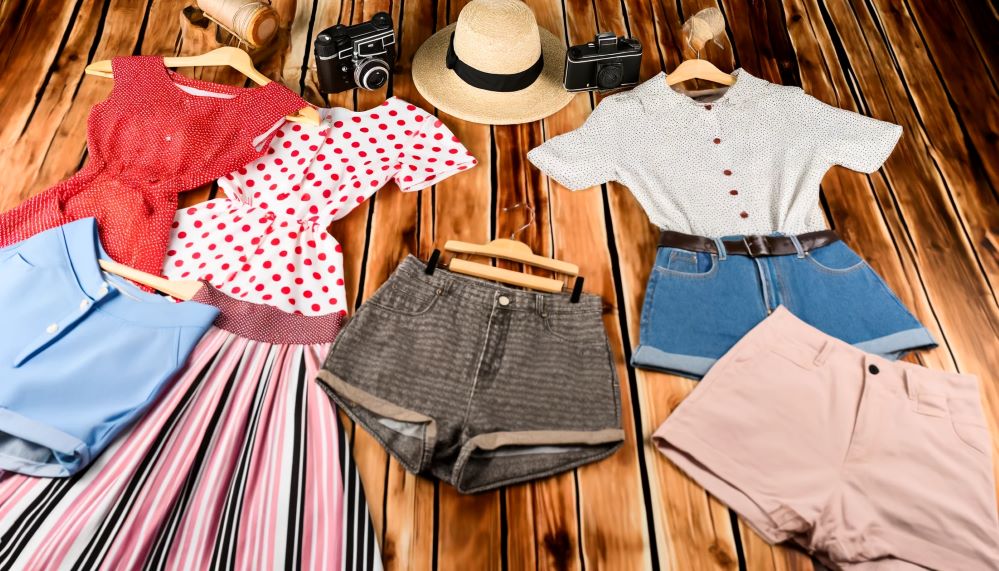 衣服從香港轉運回內地